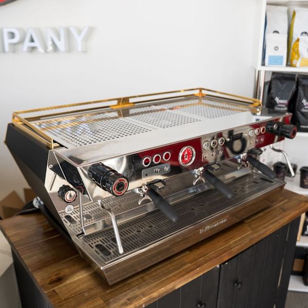 Ex Training Room Demo 3 Group Custom La Marzocco KB90 STUNNING