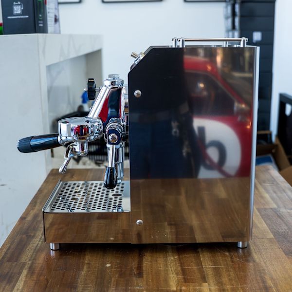 Pre-Loved Isomac Zaffiro E61 Single Boiler Coffee Machine – Domestic