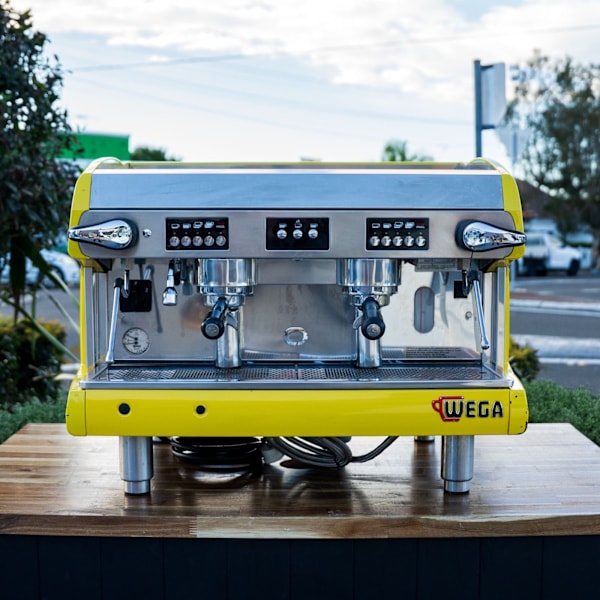 Used Wega Polaris – Custom Build with Flick Steam Taps & High Feet